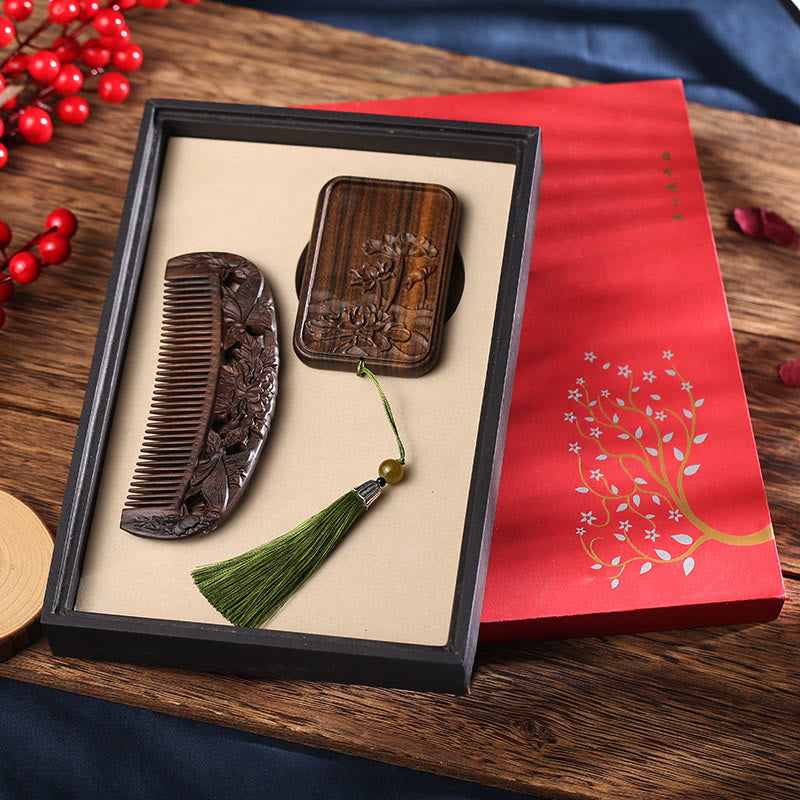 Buddha Stones Natural Green Sandalwood Rosewood Lotus Flower Peacock Butterfly Engraved Soothing Comb