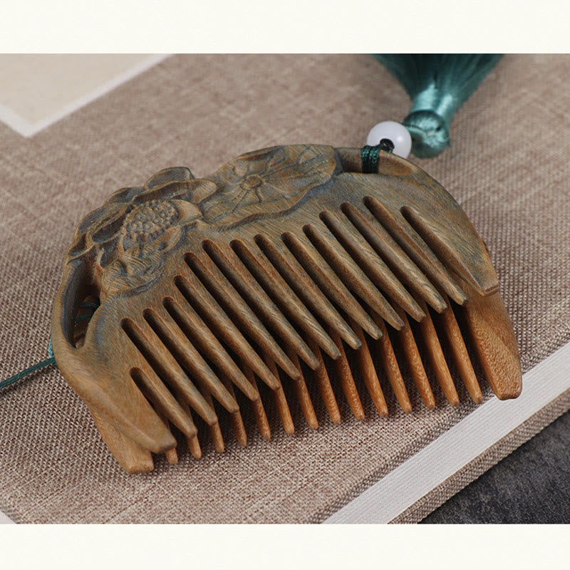 Buddha Stones Green Sandalwood Fox Peony Flower Lotus Engraved Cure Tassel Comb