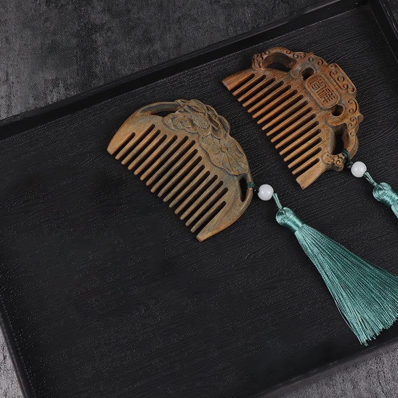 Buddha Stones Green Sandalwood Fox Peony Flower Lotus Engraved Cure Tassel Comb